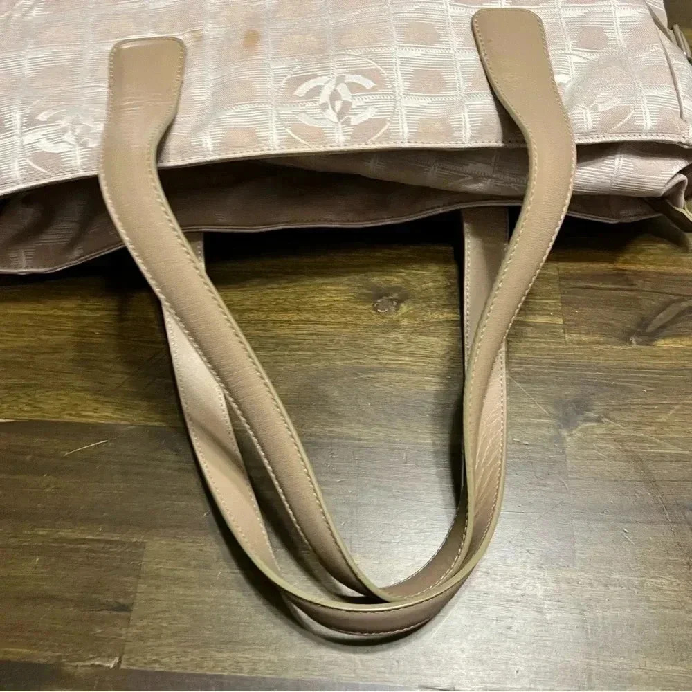 Chanel Travel Line Coco Tote CC Logo Monogram Beige Cream Nylon Vintage - Picture 9 of 17